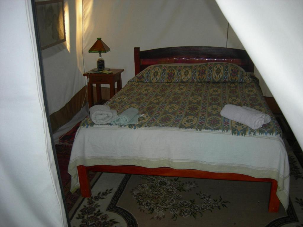 סנטה קרוז דה לה סיירה Hostal Los Aventureros מראה חיצוני תמונה